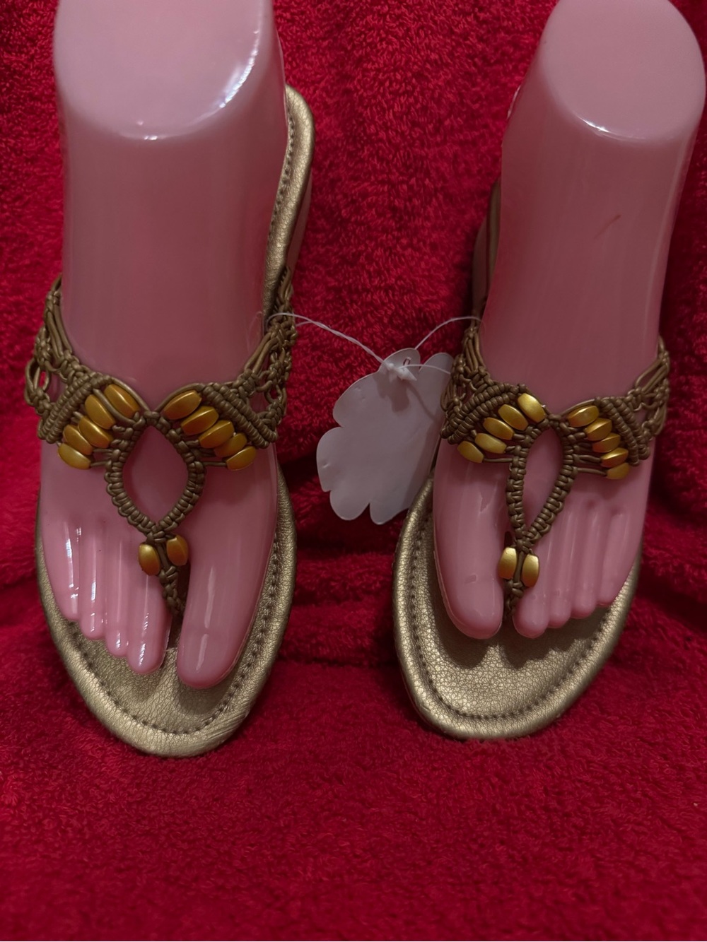 Charlotte Sz 6 Gold Beaded T-Strap Sandals NWT